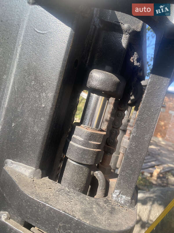 Вилочный погрузчик Toyota 7FGU15 2004 в Бердичеве фото 7 Вилочный погрузчик Toyota 7FGU15 2004 в Бердичеве