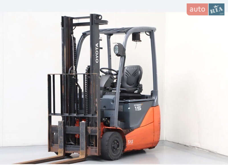 Toyota 8 FBET 15 2015 Toyota 8 FBET 15 2015