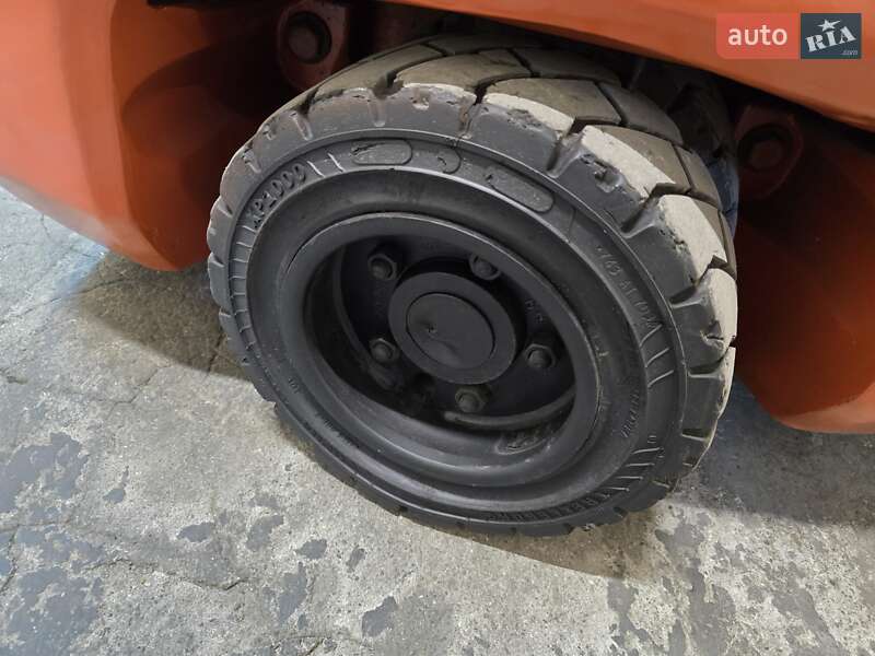 Вилочный погрузчик Toyota 8FBET16 2019 в Киеве фото 18 Вилочный погрузчик Toyota 8FBET16 2019 в Киеве