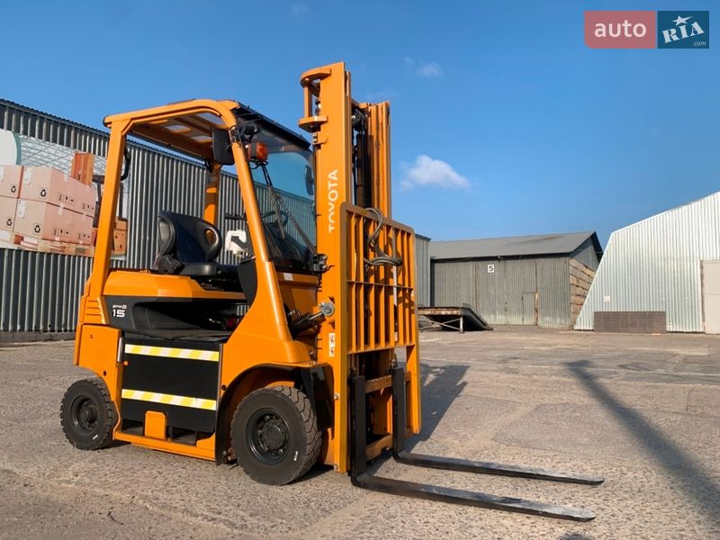 Вилочный погрузчик Toyota 8FBMT15 2020 в Николаеве