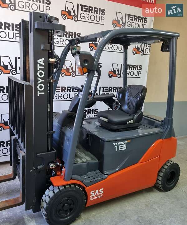 Вилочный погрузчик Toyota 8FBMT16 2013 в Виннице