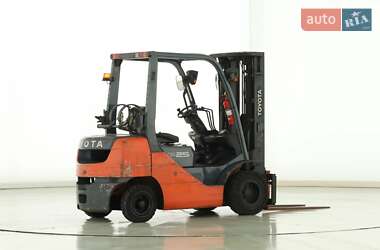 Вилочний навантажувач Toyota 8FG25 2015 в Києві