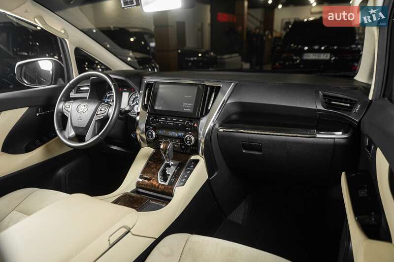 Мінівен Toyota Alphard 2023 в Одесі фото 22 Мінівен Toyota Alphard 2023 в Одесі