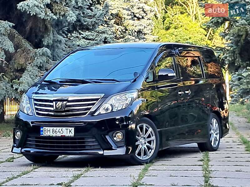Toyota Alphard 2014