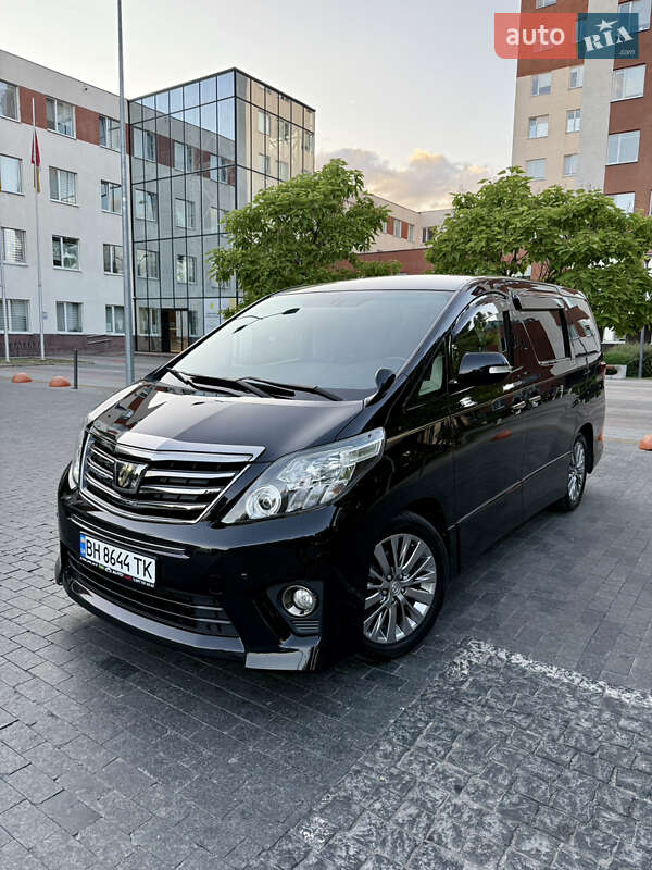 Мінівен Toyota Alphard 2014 в Одесі