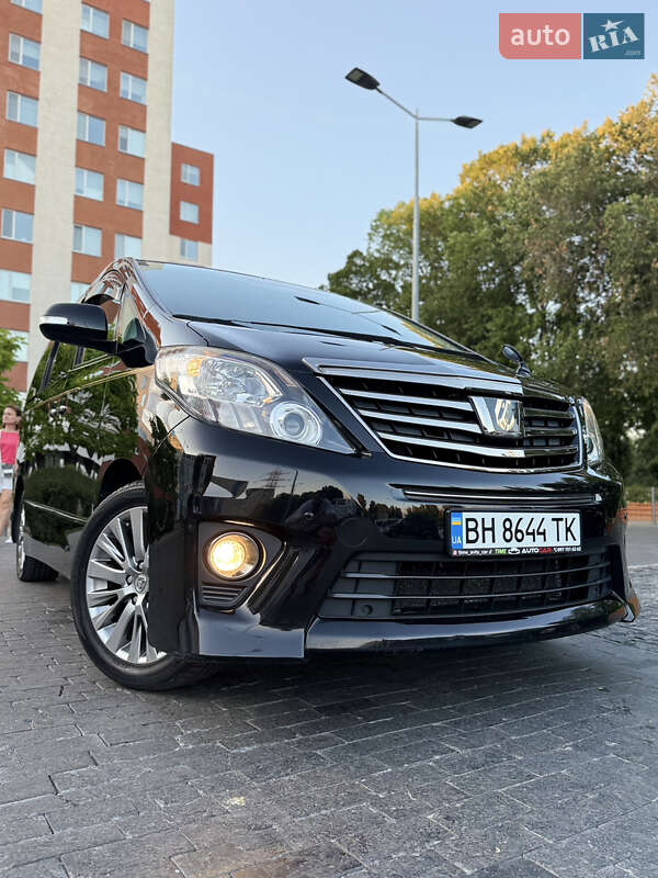 Мінівен Toyota Alphard 2014 в Одесі