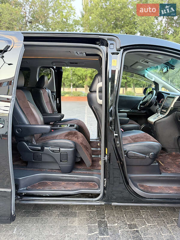 Мінівен Toyota Alphard 2014 в Одесі