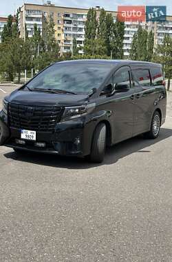 Минивэн Toyota Alphard 2017 в Николаеве