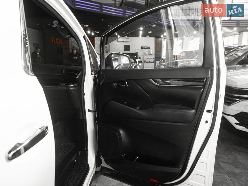 Минивэн Toyota Alphard 2020 в Одессе
