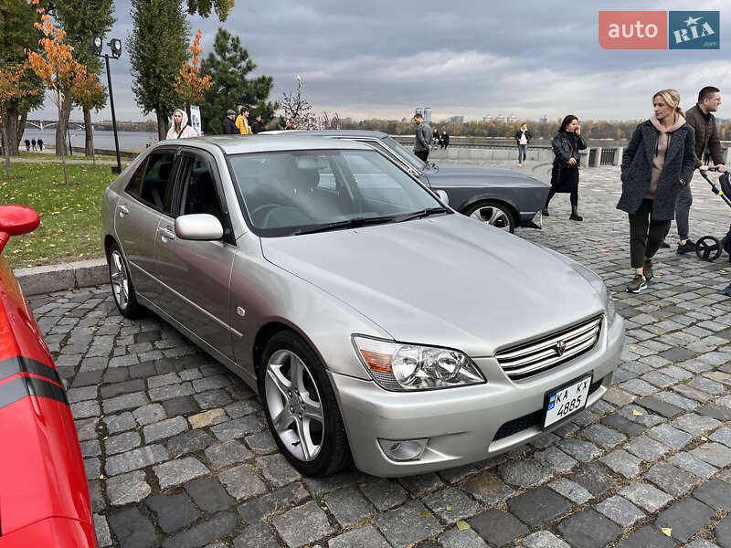 Седан Toyota Altezza 1999 в Киеве фото 7 Седан Toyota Altezza 1999 в Киеве