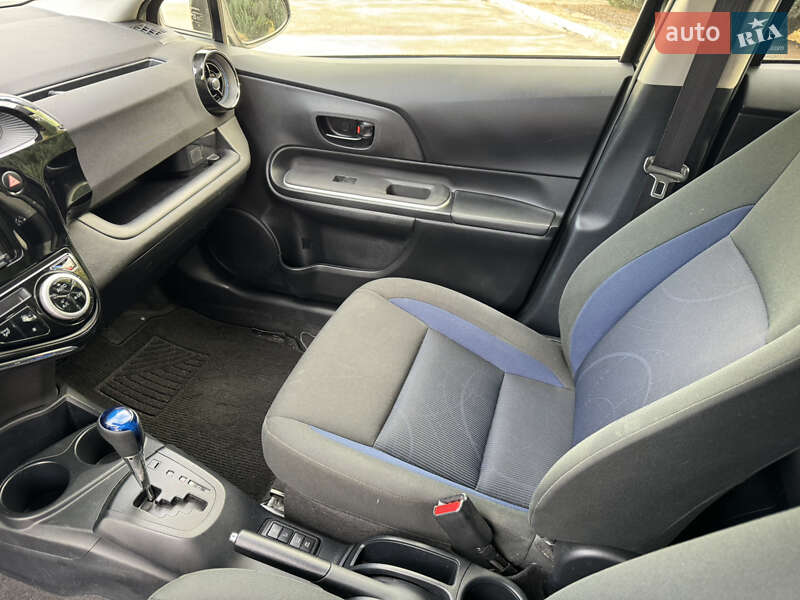 Хетчбек Toyota Aqua 2018 в Києві