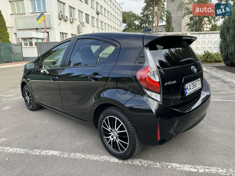 Хетчбек Toyota Aqua 2018 в Києві