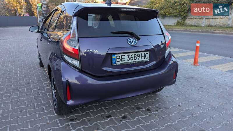 Хетчбек Toyota Aqua 2017 в Одесі