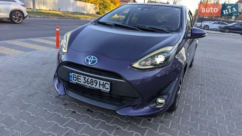 Хетчбек Toyota Aqua 2017 в Одесі