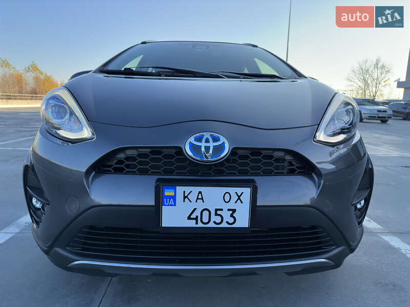 Хэтчбек Toyota Aqua 2019 в Киеве
