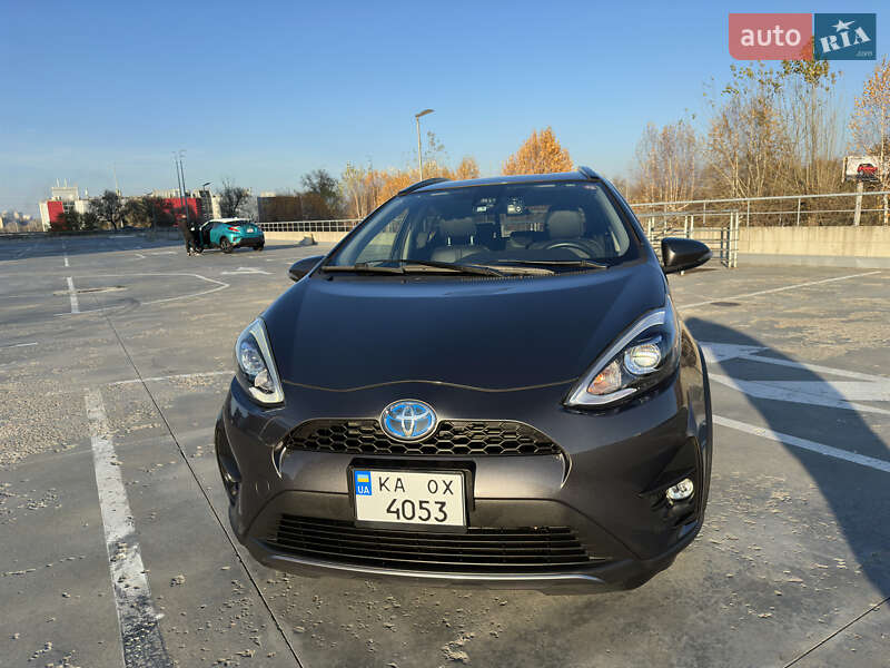 Хэтчбек Toyota Aqua 2019 в Киеве