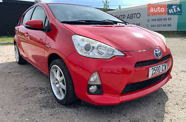 Хэтчбек Toyota Aqua 2015 в Киеве