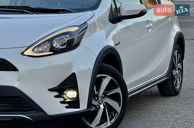 Хэтчбек Toyota Aqua 2017 в 