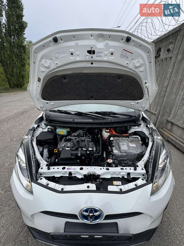 Хетчбек Toyota Aqua 2017 в Києві