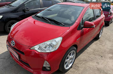 Хэтчбек Toyota Aqua 2015 в Киеве