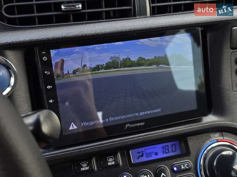 Хетчбек Toyota Aqua 2013 в Києві