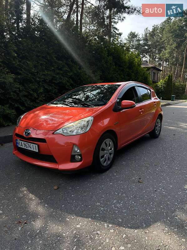 Toyota Aqua 2013