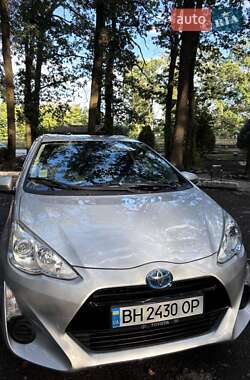 Хэтчбек Toyota Aqua 2015 в Харькове