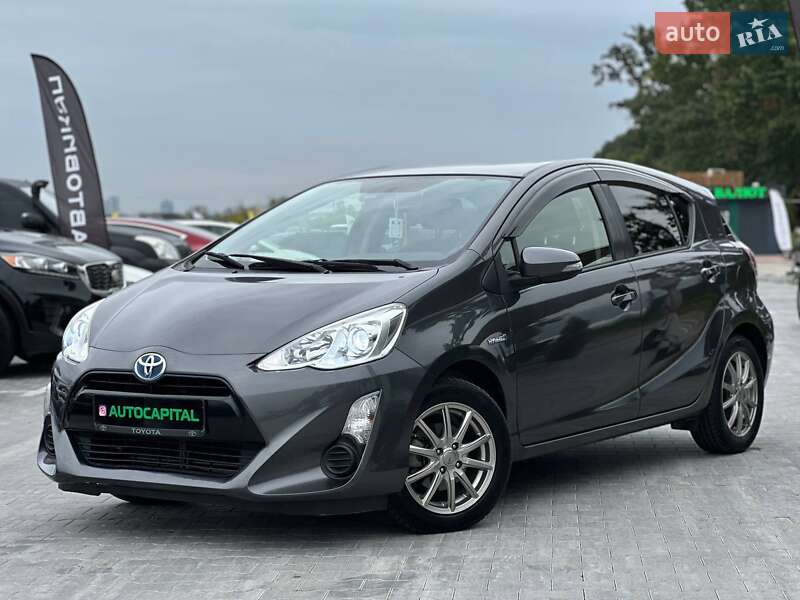 Toyota Aqua 2015