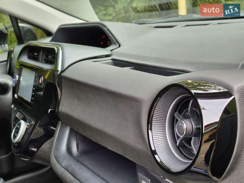 Хетчбек Toyota Aqua 2018 в Одесі