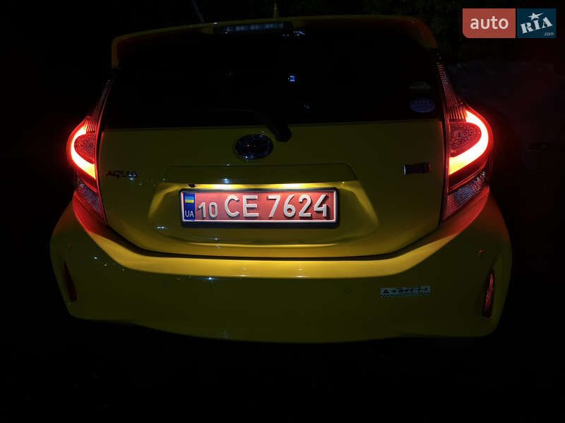 Хетчбек Toyota Aqua 2020 в Києві