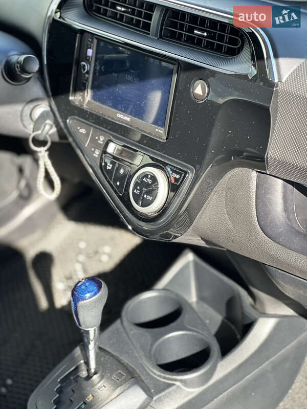 Хетчбек Toyota Aqua 2019 в Києві