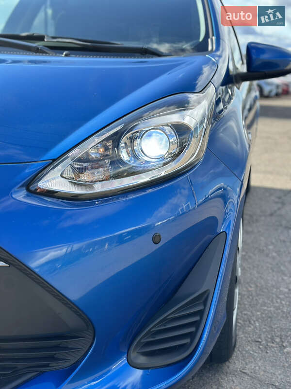 Хетчбек Toyota Aqua 2019 в Києві