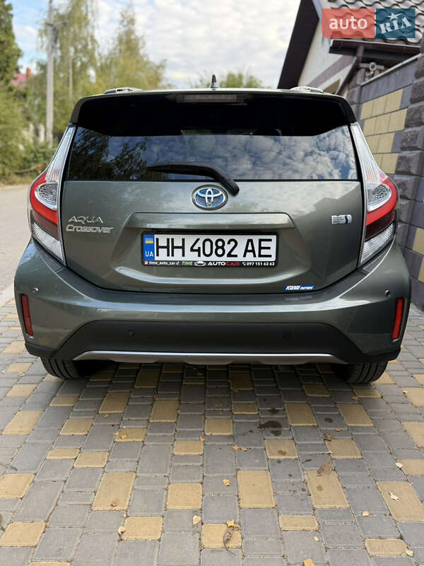 Хэтчбек Toyota Aqua 2020 в Одессе фото 16 Хэтчбек Toyota Aqua 2020 в Одессе