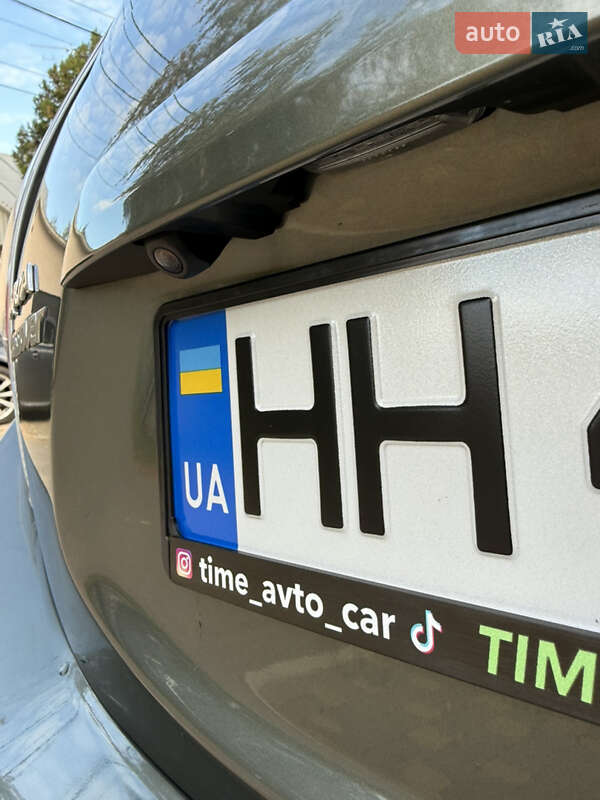 Хэтчбек Toyota Aqua 2020 в Одессе фото 19 Хэтчбек Toyota Aqua 2020 в Одессе