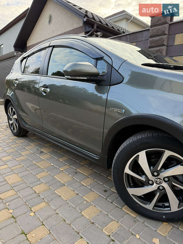 Хэтчбек Toyota Aqua 2020 в Одессе фото 47 Хэтчбек Toyota Aqua 2020 в Одессе