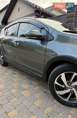 Хетчбек Toyota Aqua 2020 в 