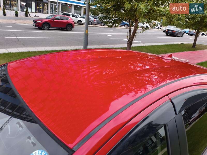 Хэтчбек Toyota Aqua 2016 в Киеве