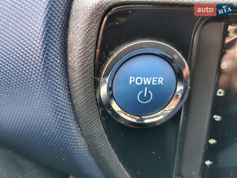 Хэтчбек Toyota Aqua 2016 в Киеве