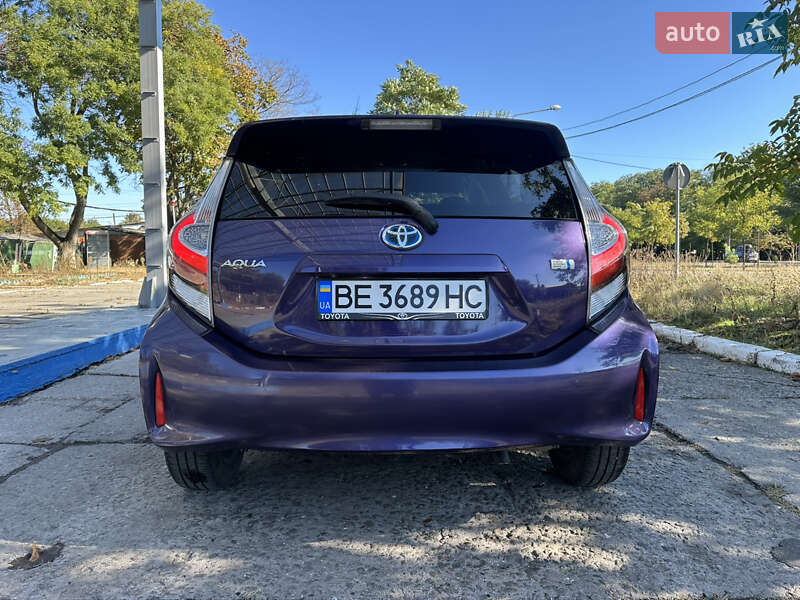 Хетчбек Toyota Aqua 2017 в Одесі