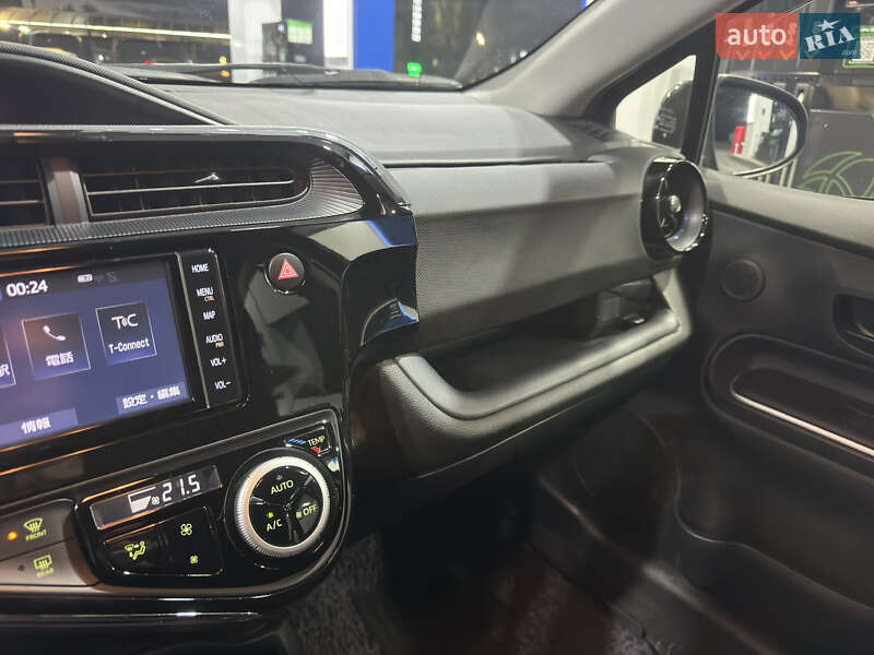 Хэтчбек Toyota Aqua 2018 в Киеве