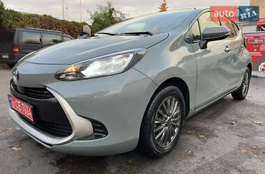 Хэтчбек Toyota Aqua 2022 в Киеве