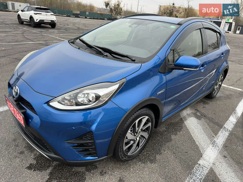 Хетчбек Toyota Aqua 2019 в Києві