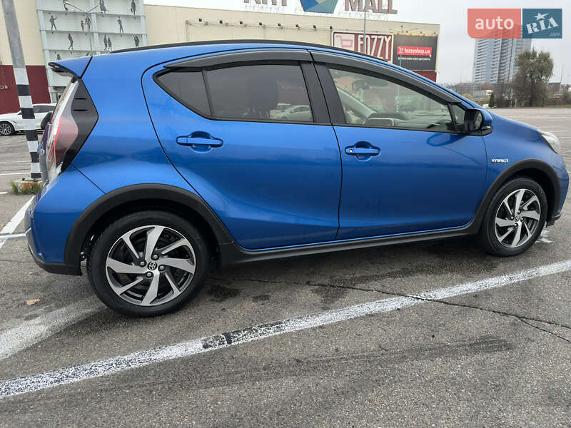 Хетчбек Toyota Aqua 2019 в Києві