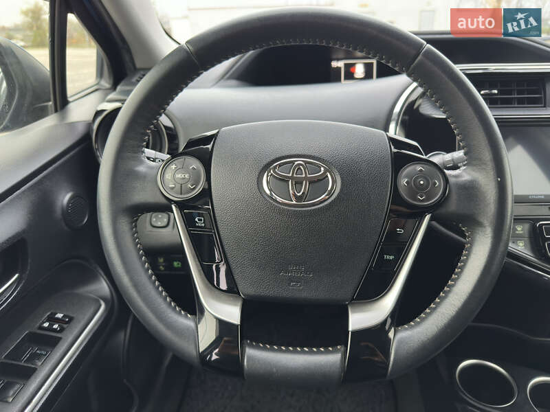 Хетчбек Toyota Aqua 2019 в Києві