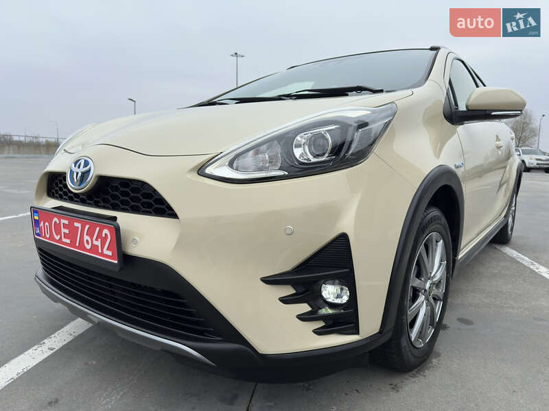 Хэтчбек Toyota Aqua 2019 в Киеве фото 2 Хэтчбек Toyota Aqua 2019 в Киеве