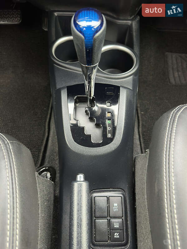 Хэтчбек Toyota Aqua 2019 в Киеве фото 40 Хэтчбек Toyota Aqua 2019 в Киеве