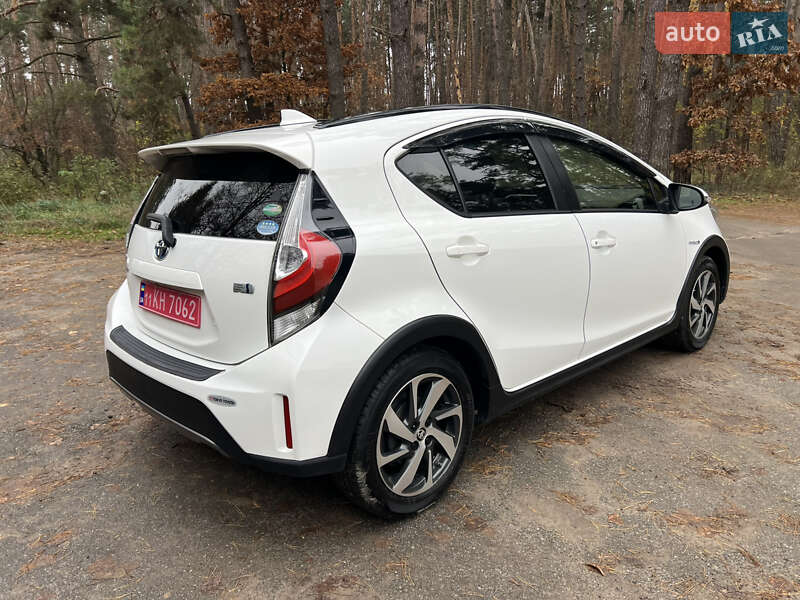 Хэтчбек Toyota Aqua 2018 в Василькове