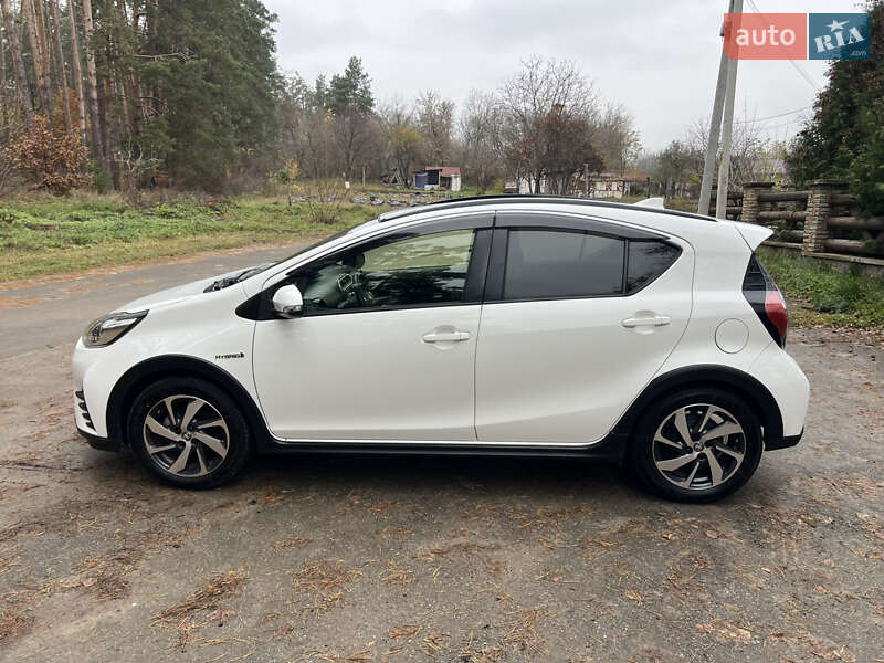 Хэтчбек Toyota Aqua 2018 в Василькове