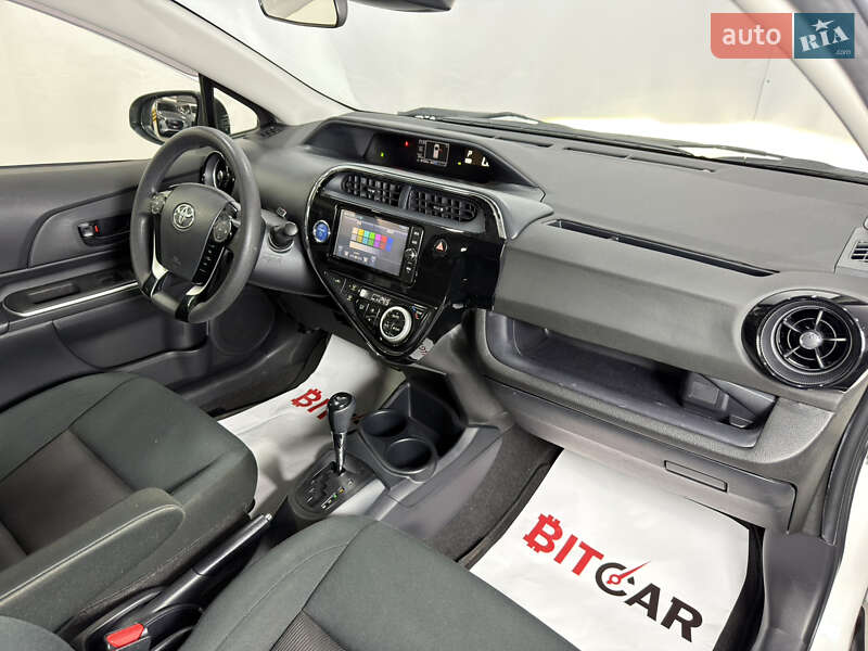 Хэтчбек Toyota Aqua 2018 в Одессе