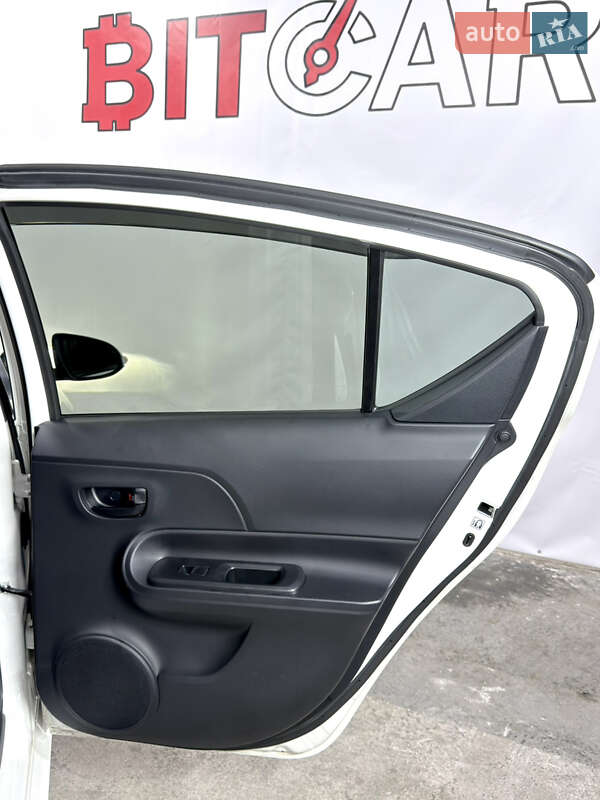 Хэтчбек Toyota Aqua 2018 в Одессе